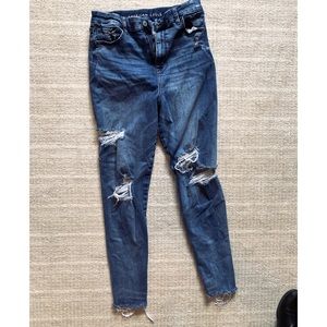 AE Curvy Super Hi-Rise Jegging!